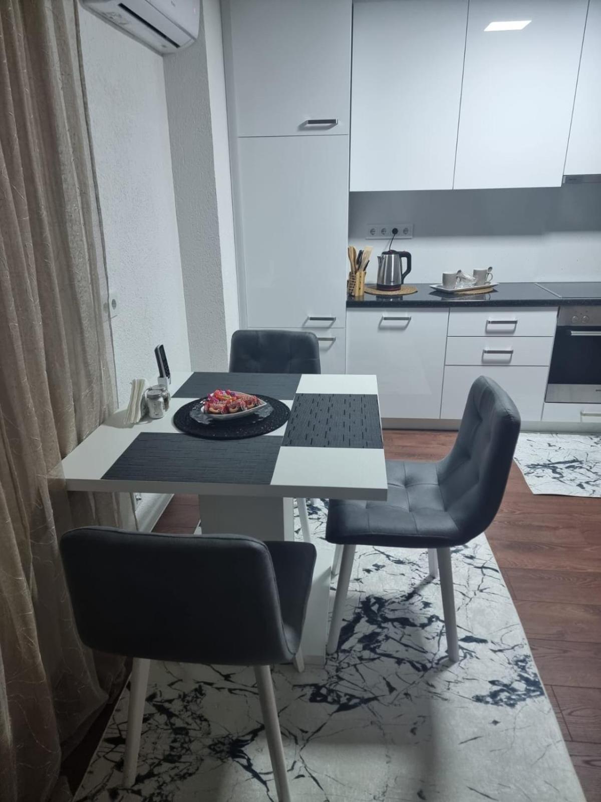 Apartments Four Seasons Sarajevo Ngoại thất bức ảnh
